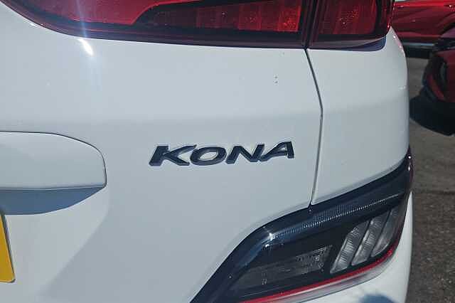 Hyundai KONA T-GDI N LINE MHEV Atlas White