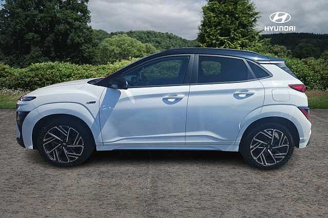 Hyundai KONA T-GDI N LINE MHEV Atlas White