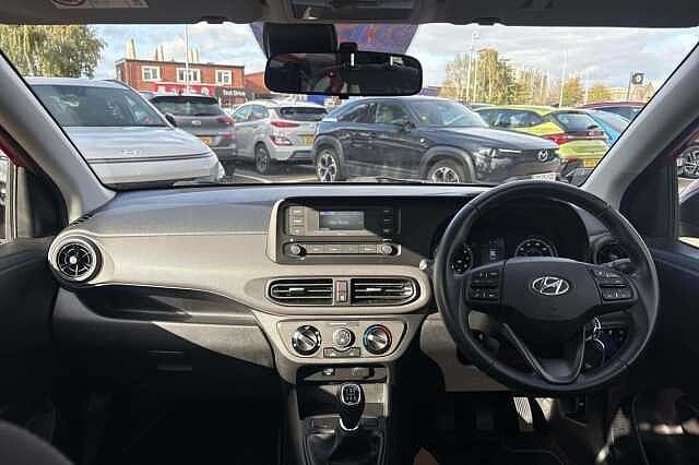 Hyundai I10 1.0 MPi SE 5dr Dragon Red