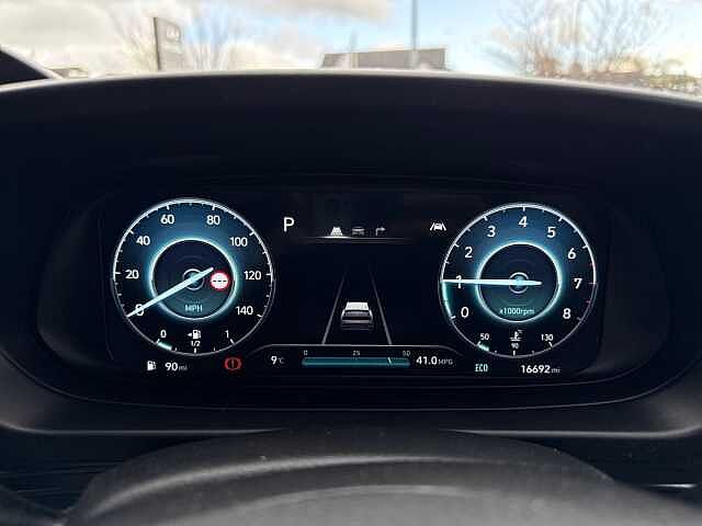 Hyundai BAYON 1.0 T-Gdi Mhev Premium Suv 5Dr Petrol Hybrid Dct Euro 6 (S/S) (100 Ps)