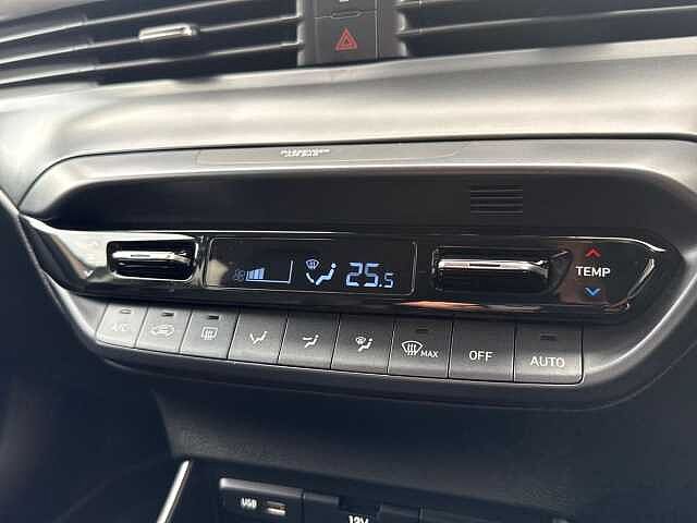 Hyundai BAYON 1.0 T-Gdi Mhev Premium Suv 5Dr Petrol Hybrid Manual Euro 6 (S/S) (100 Ps)