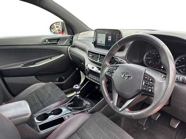 Hyundai TUCSON 1.6 T-Gdi N Line Suv 5Dr Petrol Manual Euro 6 (S/S) (177 Ps) Engine Red