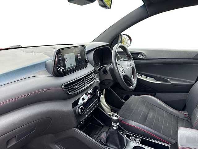 Hyundai TUCSON 1.6 T-Gdi N Line Suv 5Dr Petrol Manual Euro 6 (S/S) (177 Ps) Engine Red