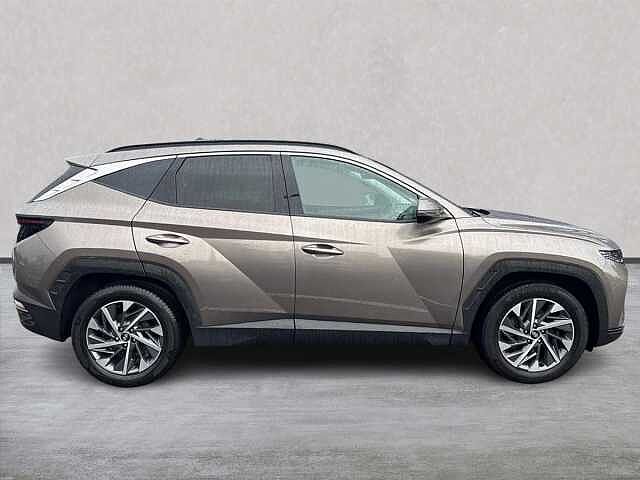 Hyundai TUCSON 1.6 T-Gdi Premium Suv 5Dr Petrol Manual Euro 6 (S/S) (150 Ps) Silky Bronze