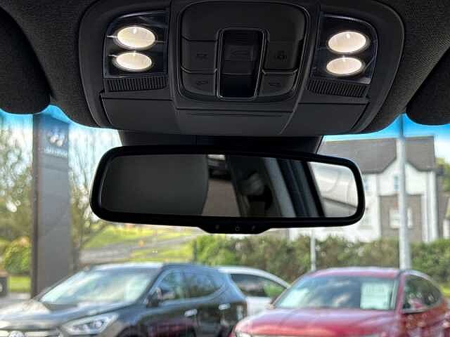 Hyundai SANTA FE 2.2 Crdi Premium Se Suv 5Dr Diesel Auto 4Wd Euro 6 (S/S) 7 Seat (200 Ps)