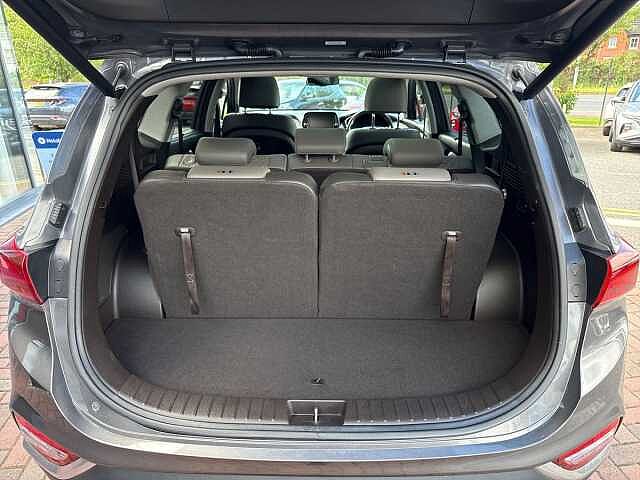 Hyundai SANTA FE 2.2 Crdi Premium Se Suv 5Dr Diesel Auto 4Wd Euro 6 (S/S) 7 Seat (200 Ps)