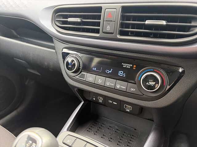 Hyundai I10 1.2 Premium Hatchback 5Dr Petrol Manual Euro 6 (S/S) (84 Ps)