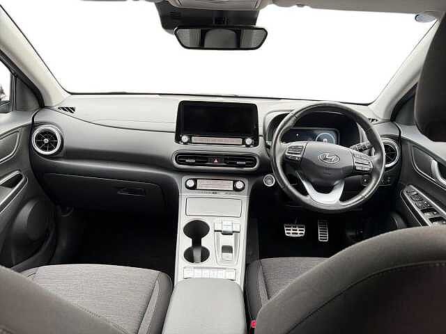 Hyundai KONA 64Kwh Premium Suv 5Dr Electric Auto (10.5Kw Charger) (204 Ps)