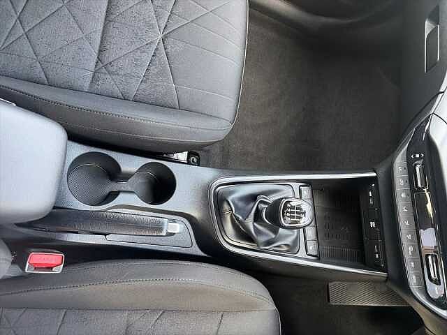 Hyundai BAYON 1.0 T-Gdi Mhev Premium Suv 5Dr Petrol Hybrid Manual Euro 6 (S/S) (120 Ps) Dragon Red