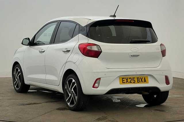 Hyundai I10 1.0 Premium Hatchback 5Dr Petrol Auto Euro 6 (S/S) (63 Ps) Atlas White