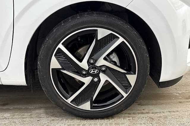 Hyundai I10 1.0 Premium Hatchback 5Dr Petrol Auto Euro 6 (S/S) (63 Ps) Atlas White