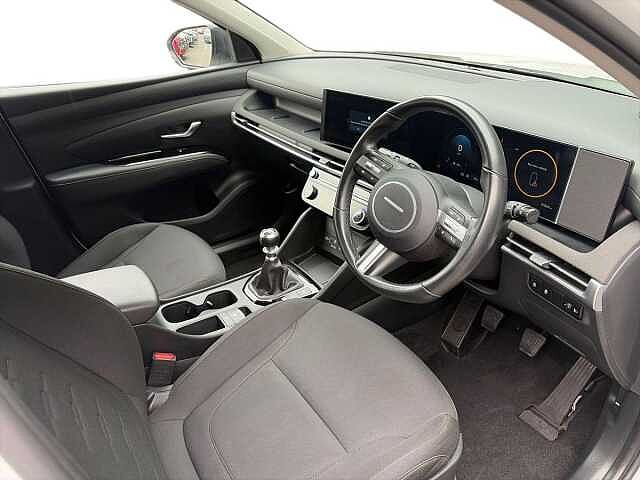 Hyundai TUCSON 1.6 T-Gdi Advance Suv 5Dr Petrol Manual Euro 6 (S/S) (160 Ps) Atlas White