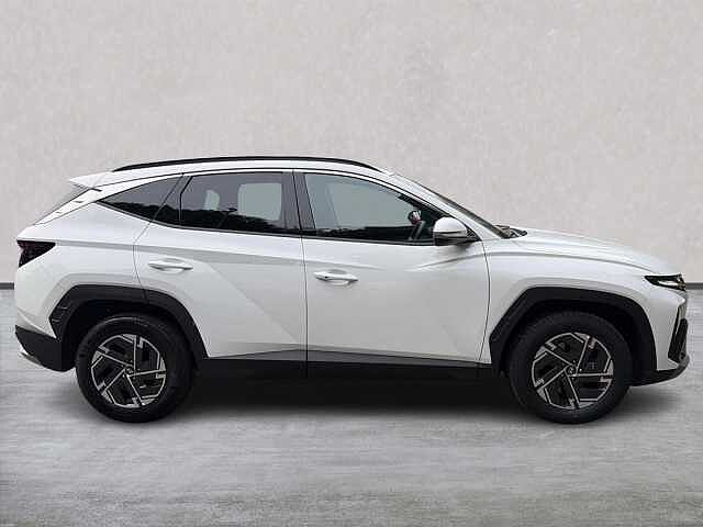 Hyundai TUCSON 1.6 T-Gdi Advance Suv 5Dr Petrol Manual Euro 6 (S/S) (160 Ps) Atlas White