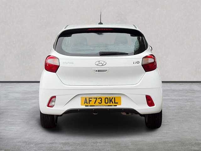 Hyundai I10 1.0 Se Connect Hatchback 5Dr Petrol Manual Euro 6 (S/S) (67 Ps) Atlas White