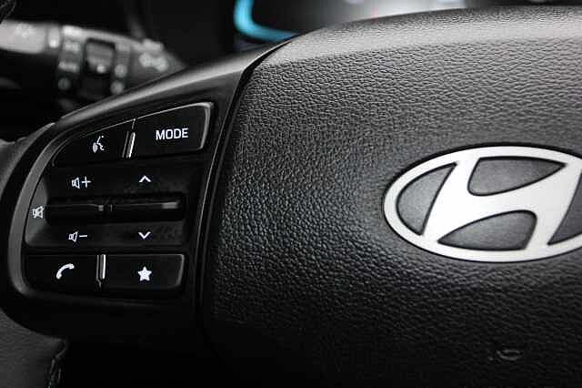 Hyundai i10 1.0 [63] Advance 5dr Auto [Nav]