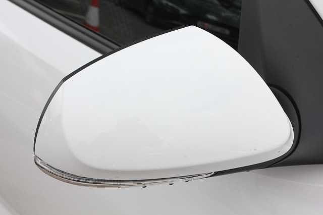 Hyundai I10 1.0 [63] Premium 5dr Auto [Nav] White