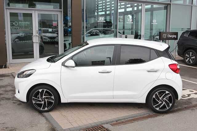 Hyundai I10 1.0 [63] Premium 5dr Auto [Nav] White