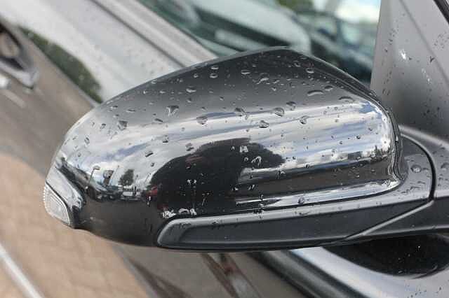 Hyundai KONA 1.6 GDi Hybrid Premium 5dr DCT Black