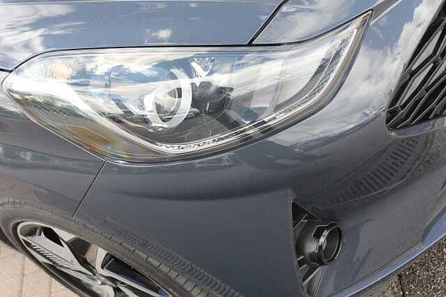Hyundai i10 1.0 Premium 5dr Auto