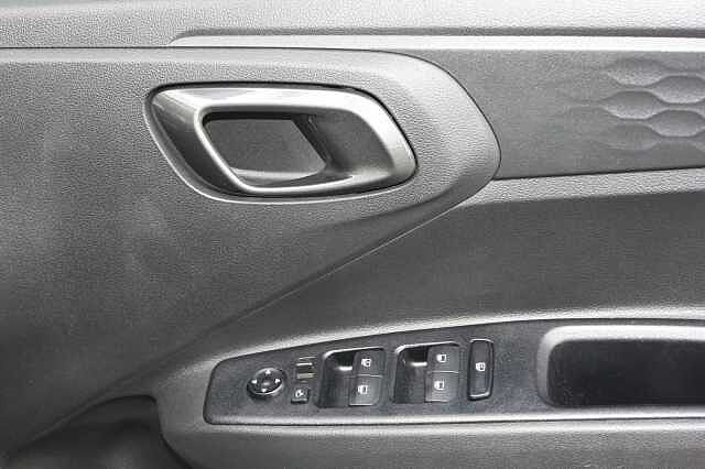 Hyundai i10 1.0 Premium 5dr Auto