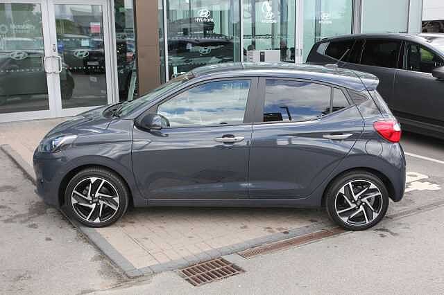 Hyundai i10 1.0 Premium 5dr Auto