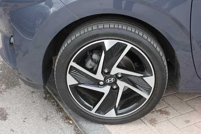 Hyundai i10 1.0 Premium 5dr Auto