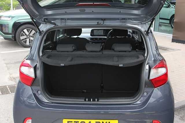 Hyundai i10 1.0 Premium 5dr Auto