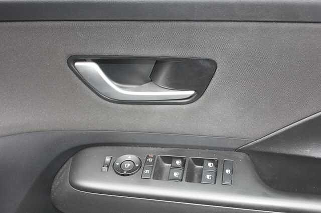 Hyundai KONA 1.6 GDi Hybrid Advance 5dr DCT Blue