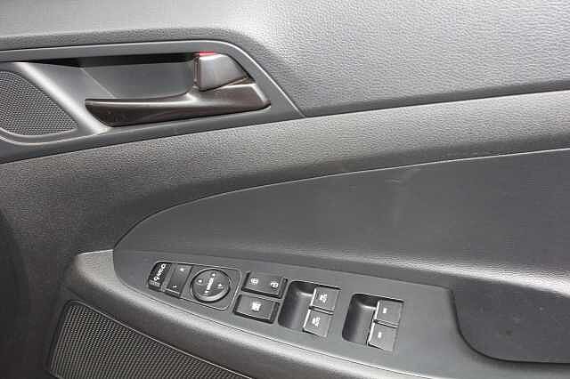 Hyundai TUCSON 1.6 TGDi 177 N Line 5dr 2WD