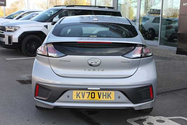 Hyundai IONIQ 1.6 GDi Hybrid Premium 5dr DCT