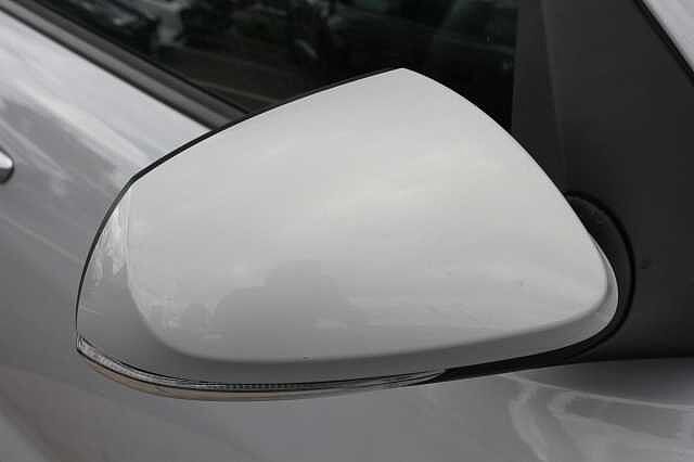 Hyundai i10 1.0 [63] Premium 5dr [Nav]