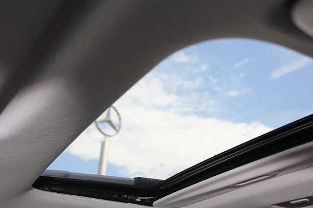 Hyundai Inster 85kW Cross 49kWh 5dr Auto