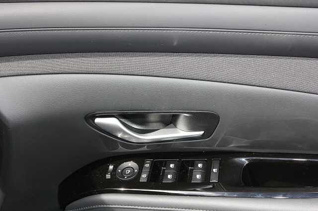 Hyundai TUCSON 1.6T 239 Hybrid Black Line 5dr Auto