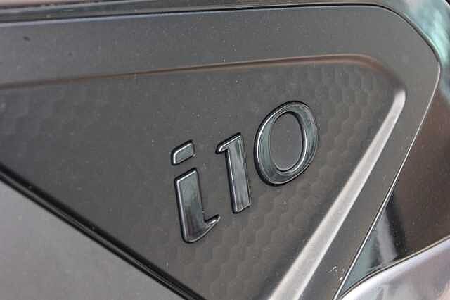 Hyundai i10 1.0 MPi Premium 5dr
