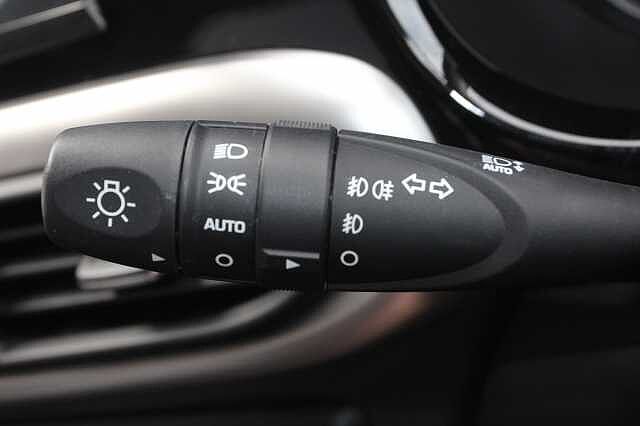 Hyundai i10 1.0 MPi Premium 5dr