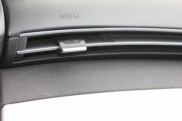 Hyundai TUCSON 1.6 TGDi Hybrid 230 Premium 5dr 2WD Auto Grey