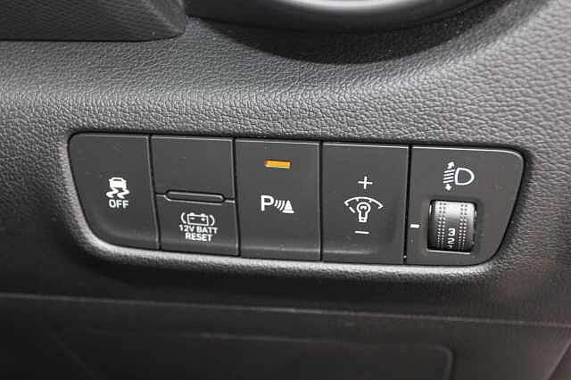 Hyundai KONA 1.6 GDi Hybrid Premium 5dr DCT