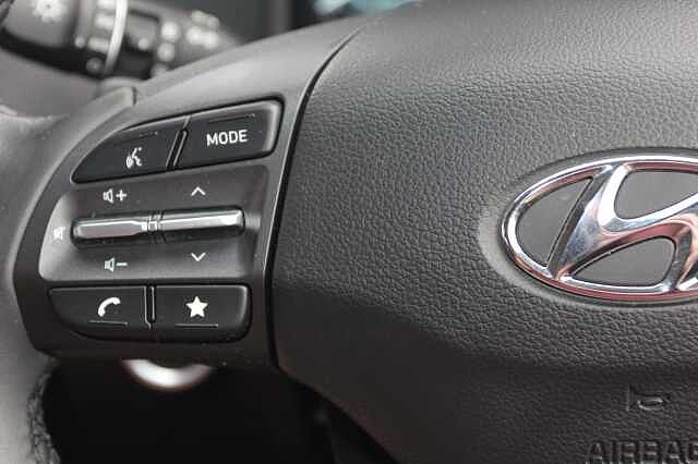 Hyundai KONA 1.6 GDi Hybrid Premium 5dr DCT