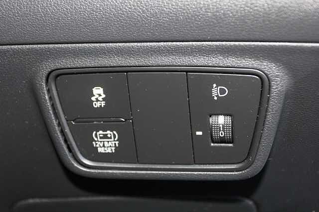 Hyundai TUCSON 1.6 TGDi Hybrid 230 N Line 5dr 2WD Auto White