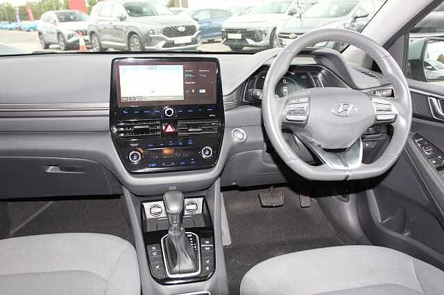 Hyundai IONIQ 1.6 GDi Hybrid Premium 5dr DCT