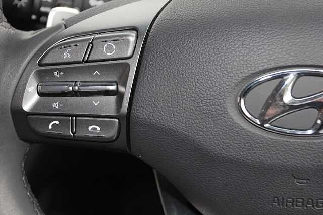 Hyundai IONIQ 1.6 GDi Hybrid Premium 5dr DCT