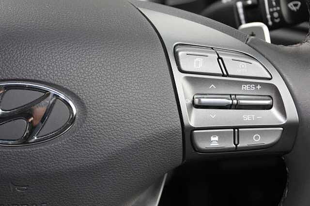 Hyundai IONIQ 1.6 GDi Hybrid Premium 5dr DCT