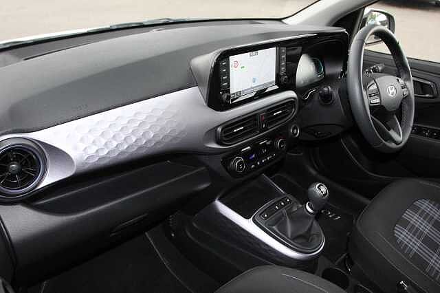 Hyundai I10 1.2 [79] Premium 5dr [Nav] White