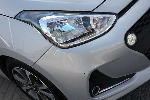 Hyundai i10 1.2 Premium SE 5dr Auto