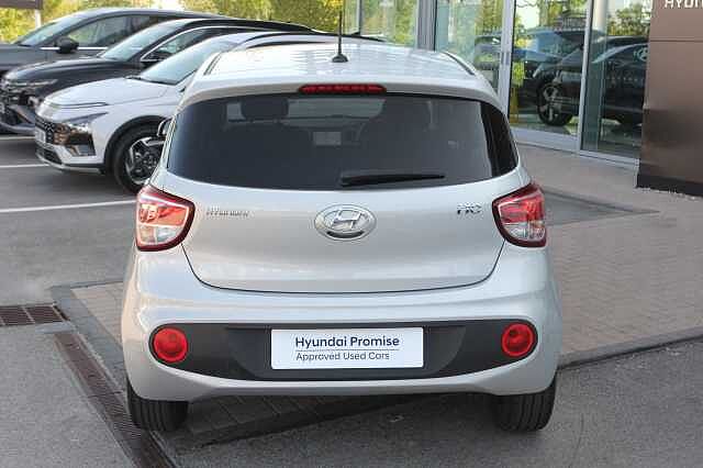 Hyundai i10 1.2 Premium SE 5dr Auto
