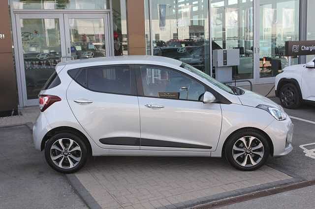 Hyundai i10 1.2 Premium SE 5dr Auto