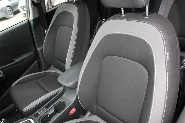 Hyundai KONA 1.6 GDi Hybrid Premium 5dr DCT