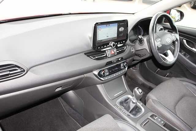 Hyundai I30 1.0T GDi Premium 5dr Red