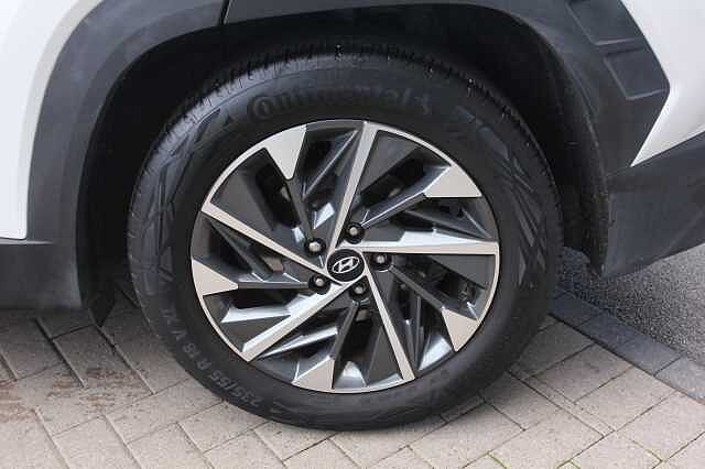 Hyundai TUCSON 1.6 TGDi Premium 5dr 2WD White