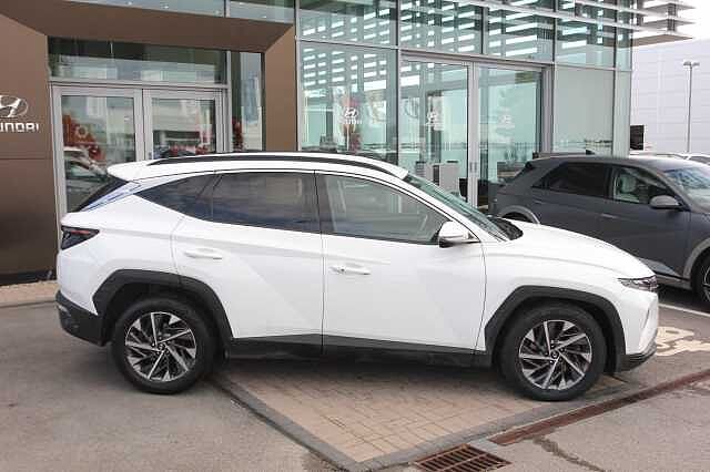 Hyundai TUCSON 1.6 TGDi Premium 5dr 2WD White